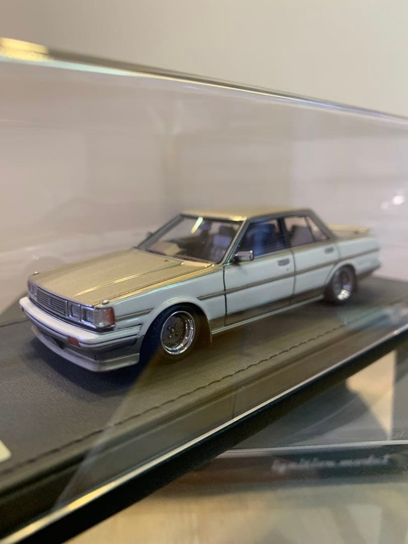 イグニッションモデル　1/43 クレスタ　GX71 ホワイト/ゴールド