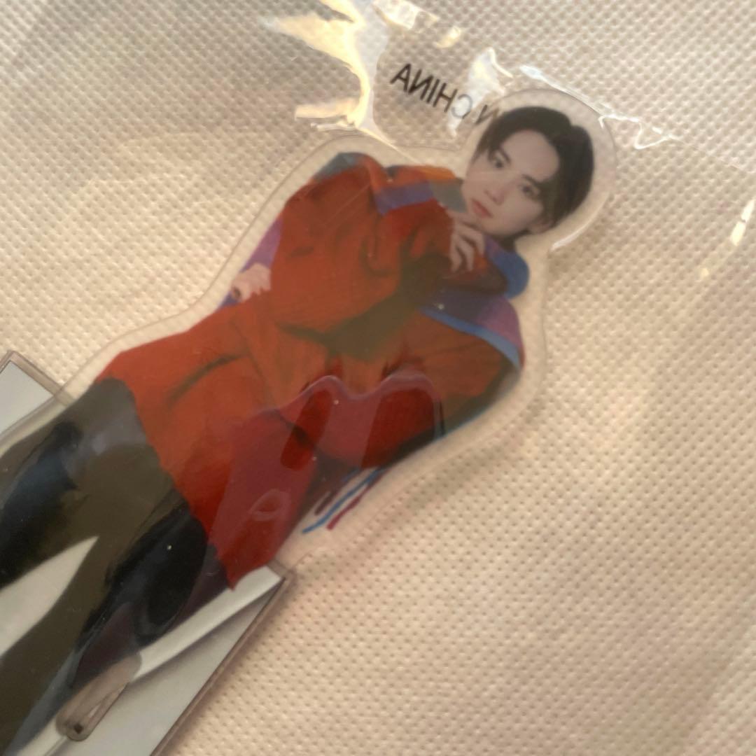 入手困難 トラキン BIGアクリルスタンド 吉野北人