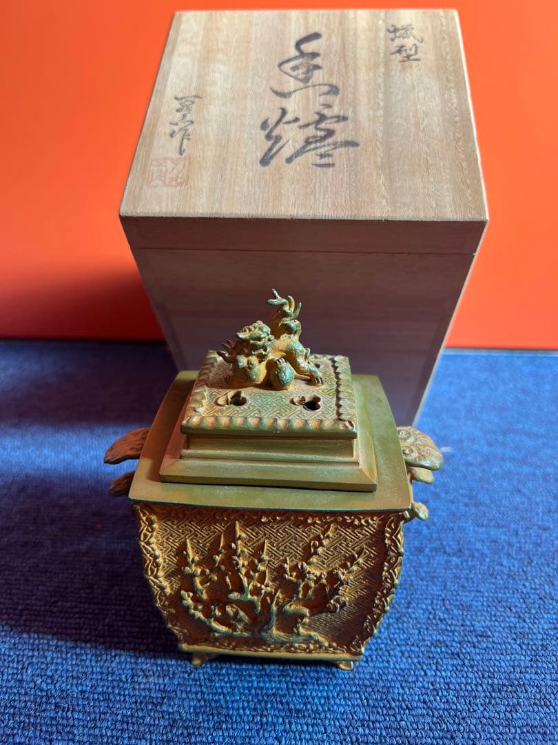 古董，中國古佛像，古銅製，光背裹に銘文が有リます，重約1100克