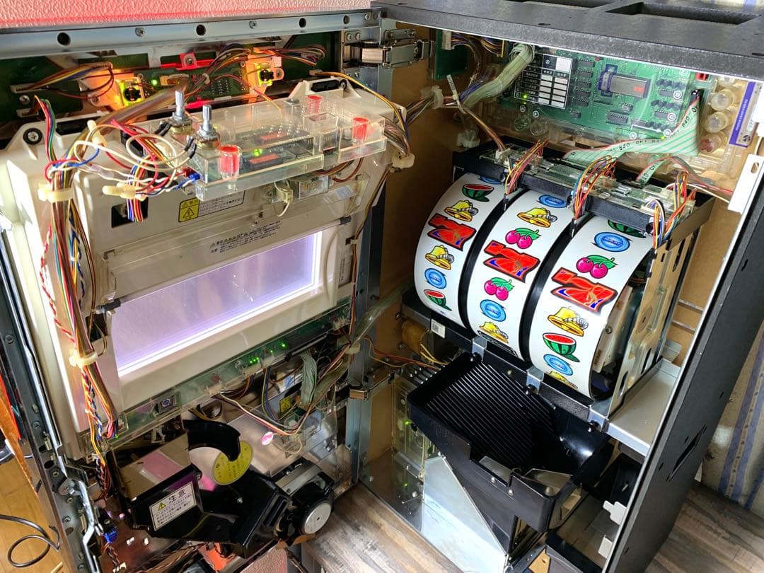 ① 5号機 初代 スパイダーマン2 Sammy パチスロ実機