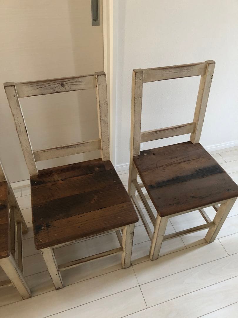 チェブ　アンティーク風家具　テーブル　パイン材