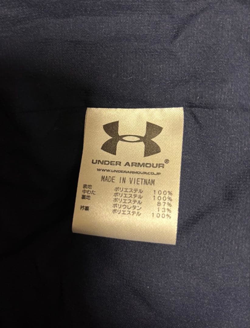 【新品未使用品】Under Armour 中綿ダウンコート ネイビー