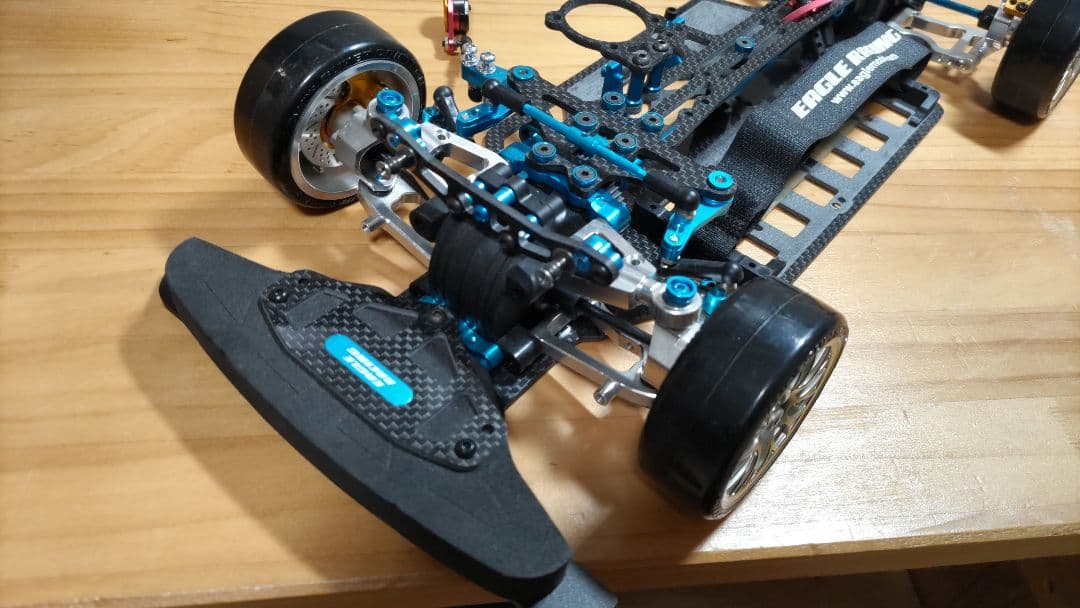 Eagle Racing ラジコンシャーシ　ドリフト