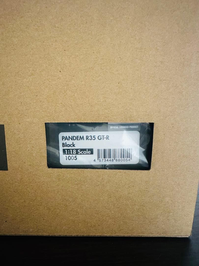 R35 GT-R イグニッションモデル 1/18 PANDEM