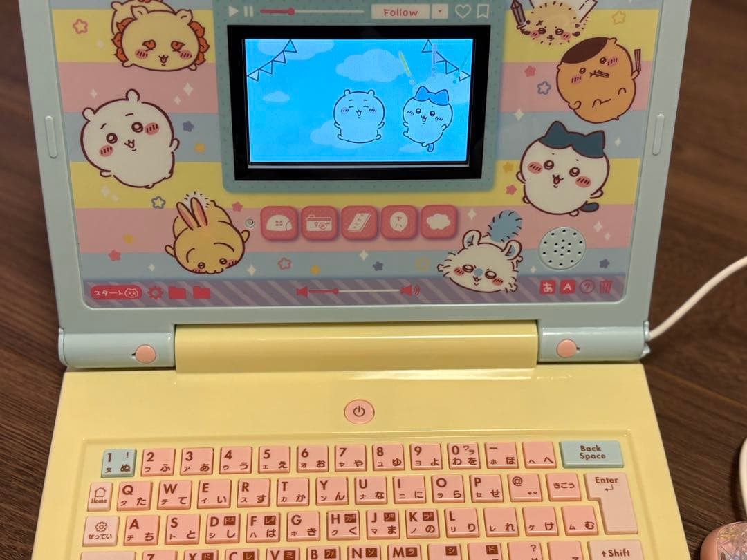 匿名発送　ちいかわパソコン【全て備品あり、先着特典シール付き】