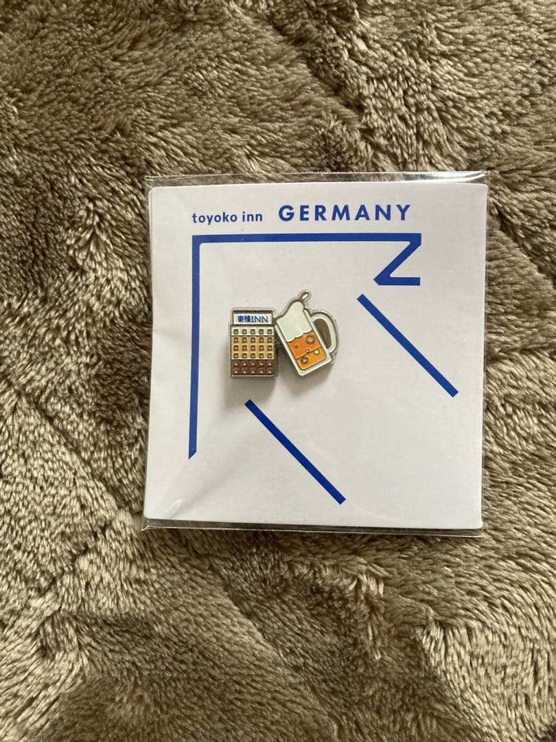 東横イン 海外5カ国 ピンバッジセット - メルカリ