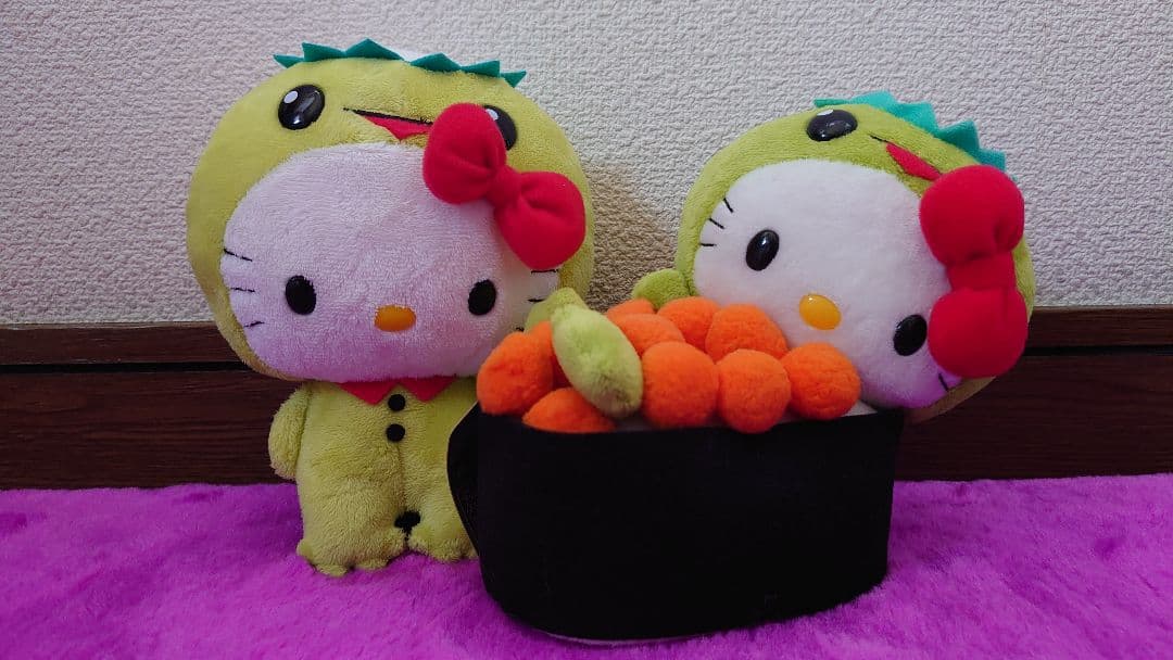限定ハローキティ 寿司デザインぬいぐるみ