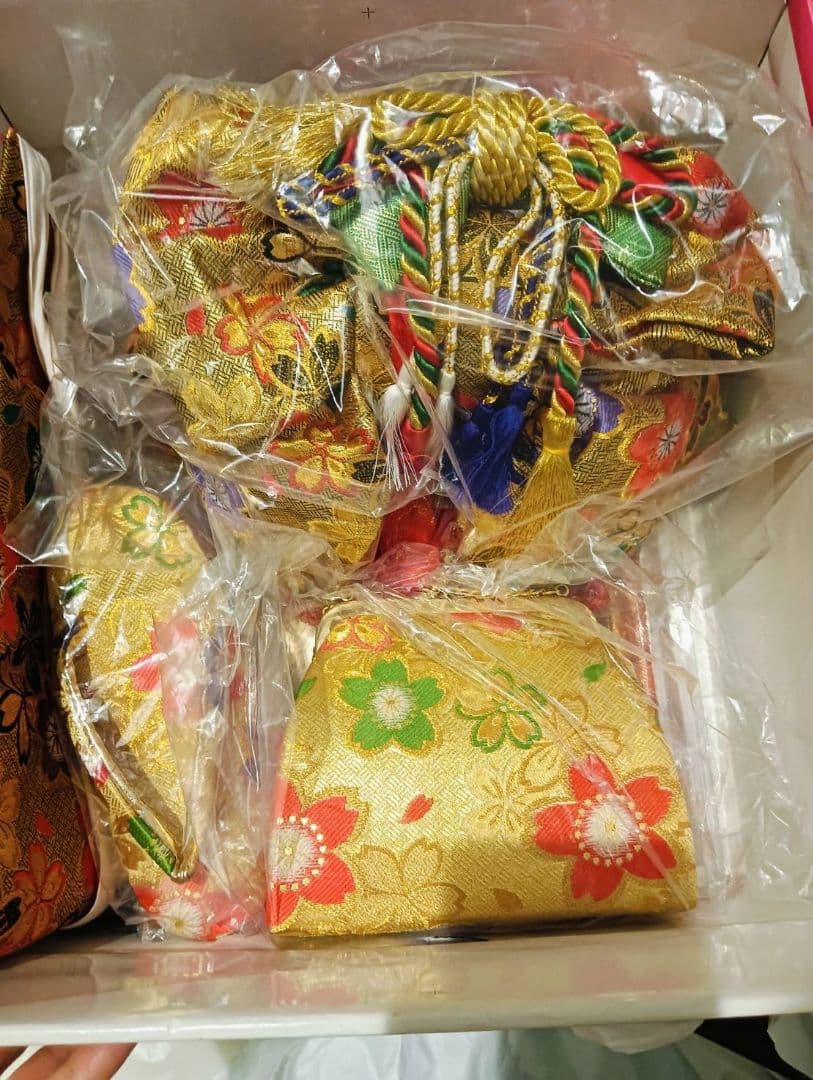 タイムセール　銀座　高級　七五三セット　赤 　絹着物　小物