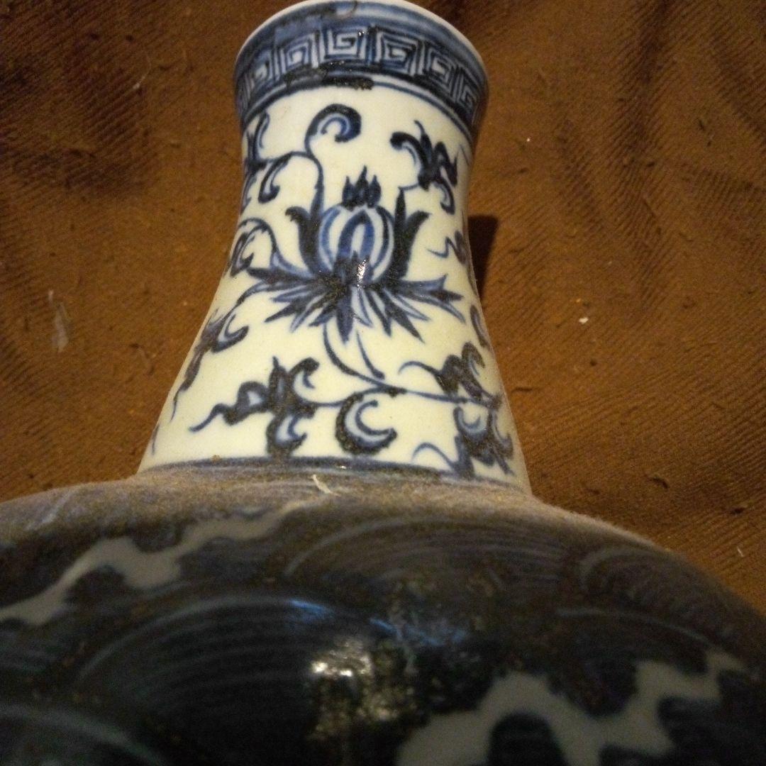 中国陶磁器 明 青白磁 龍模様 陶器の壺