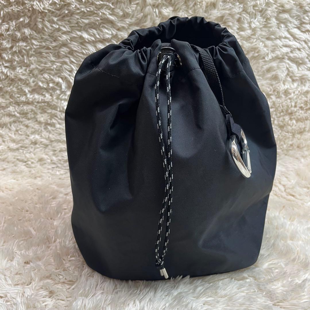 【極美品】ザッツ　zattu LUGUN ショルダーバッグ　巾着　ミニ　カラビナ