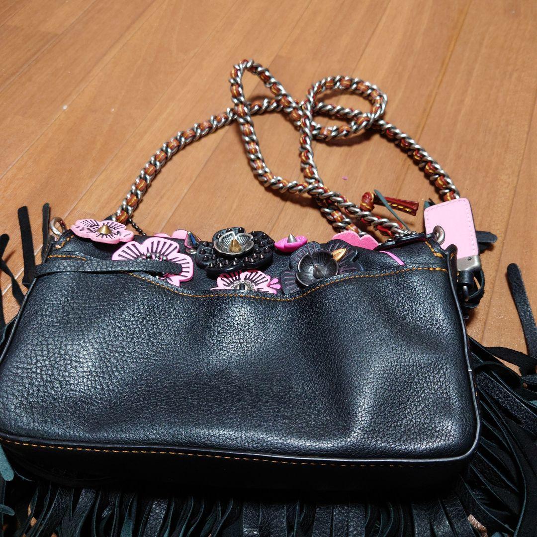 Coachフリンジ花モチーフショルダーバッグ、バスケース付き