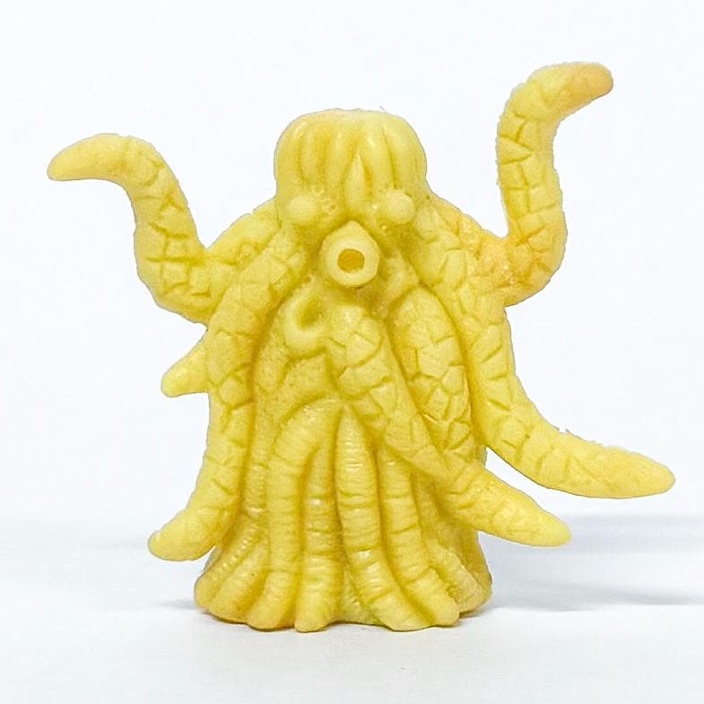 ウルトラマン怪獣消しゴム ダロン（黄） - メルカリ