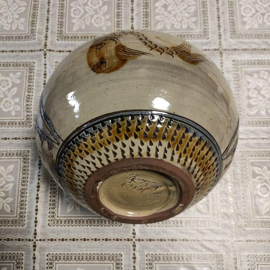 ★壺屋焼★名工新垣勲 赤絵魚紋壷、花瓶