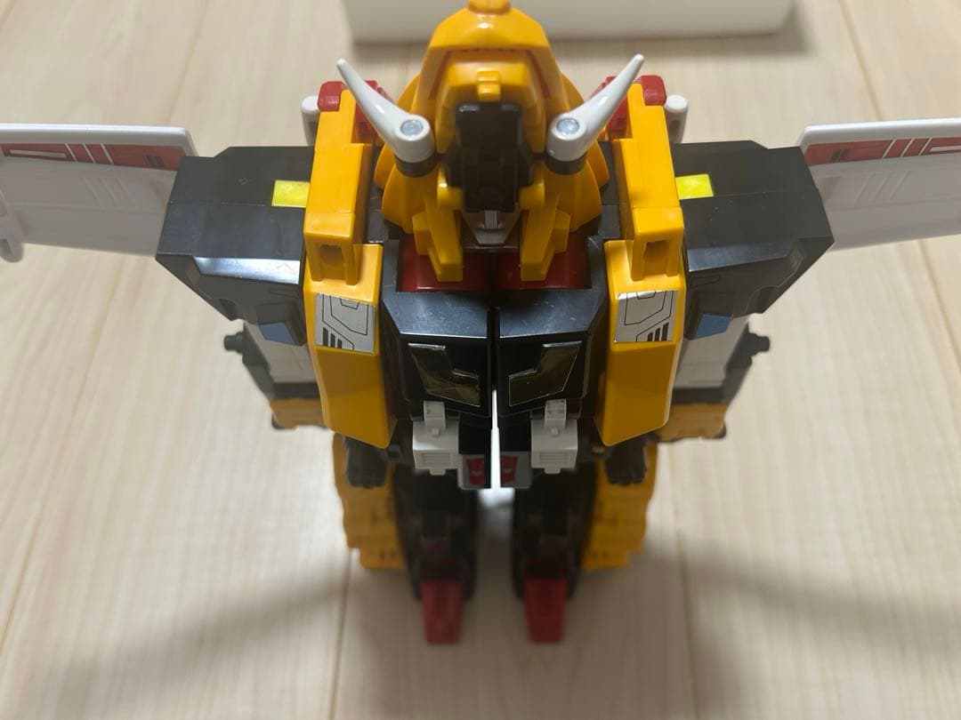 トランスフォーマー C-327 ビクトリーレオ タカラ