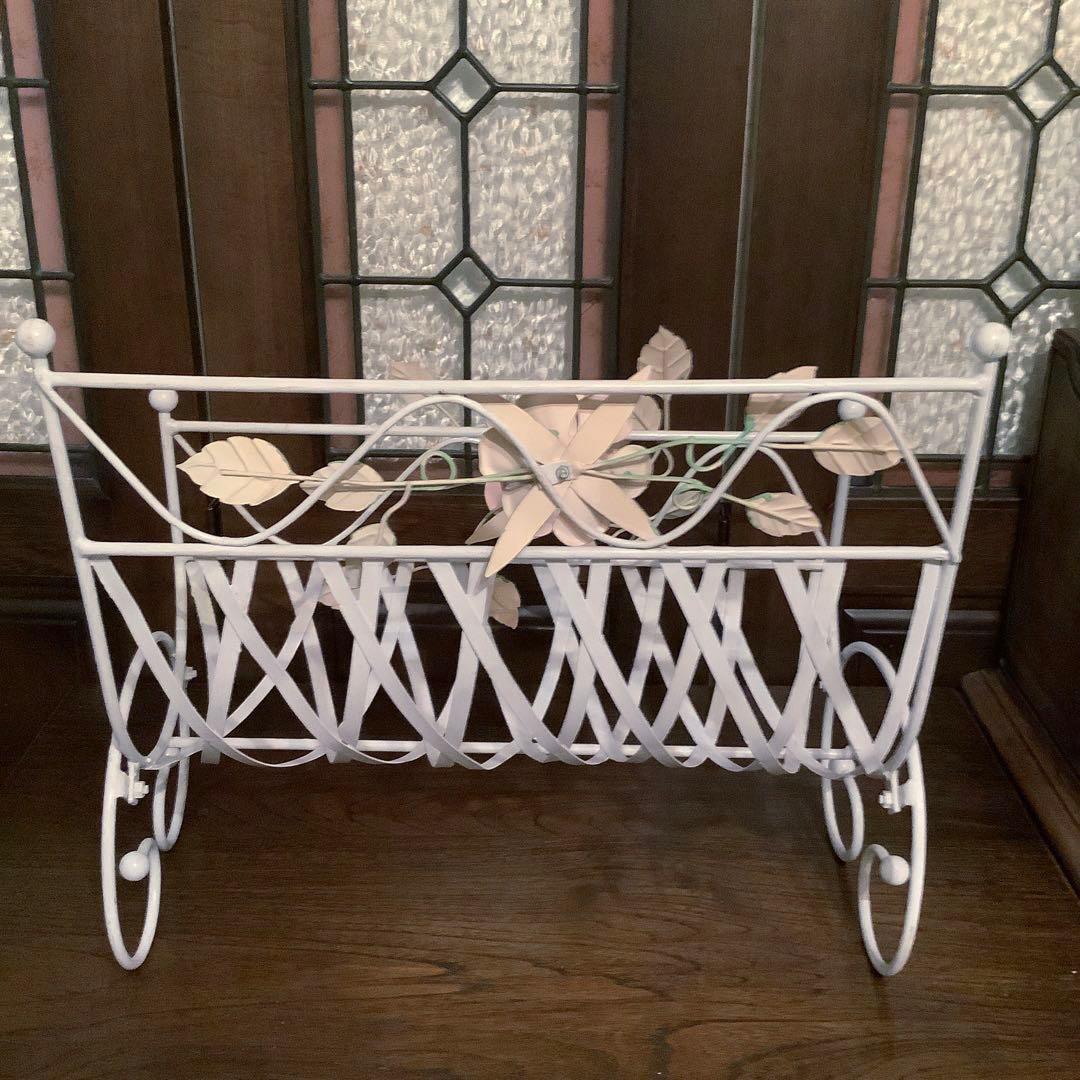 アイアン　薔薇　マガジンラック　ホワイト家具