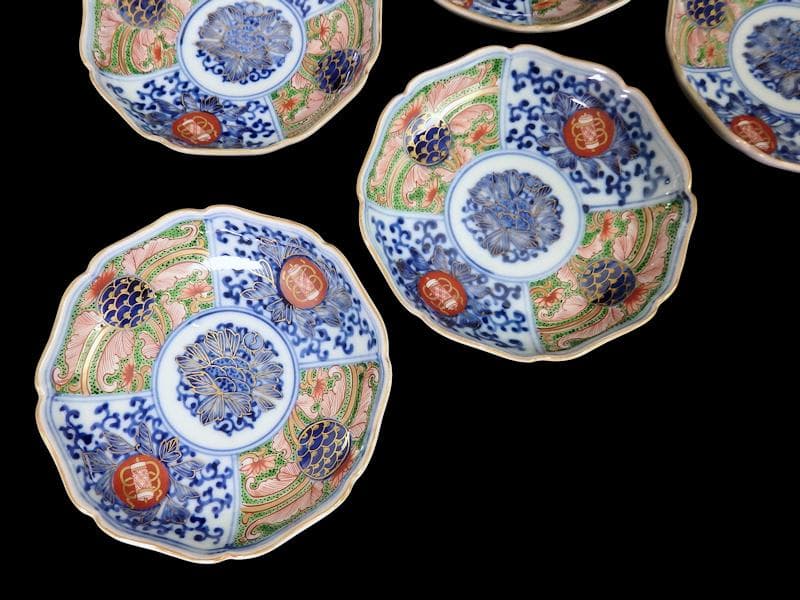 大聖寺伊万里 染錦 牡丹に唐草吉祥文の図 4寸皿 5枚