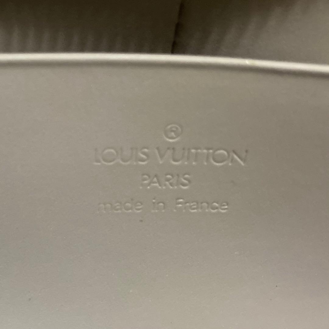 ルイヴィトン　ポルトフォイユエピZ ケース