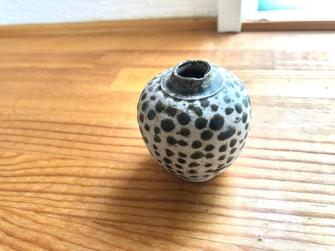 【タイ・骨董】宋胡録（スンコロク）白釉斑紋 小壺（1301年~1600年） タイ・骨董】宋胡録（スンコロク）白釉 小壺（1301年~1600年） タイ