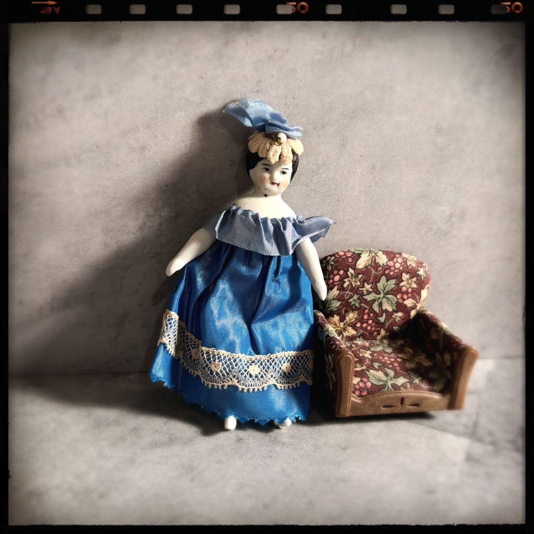 アンティーク 希少サイズ 小さなブルードレスチャイナヘッドドール 約