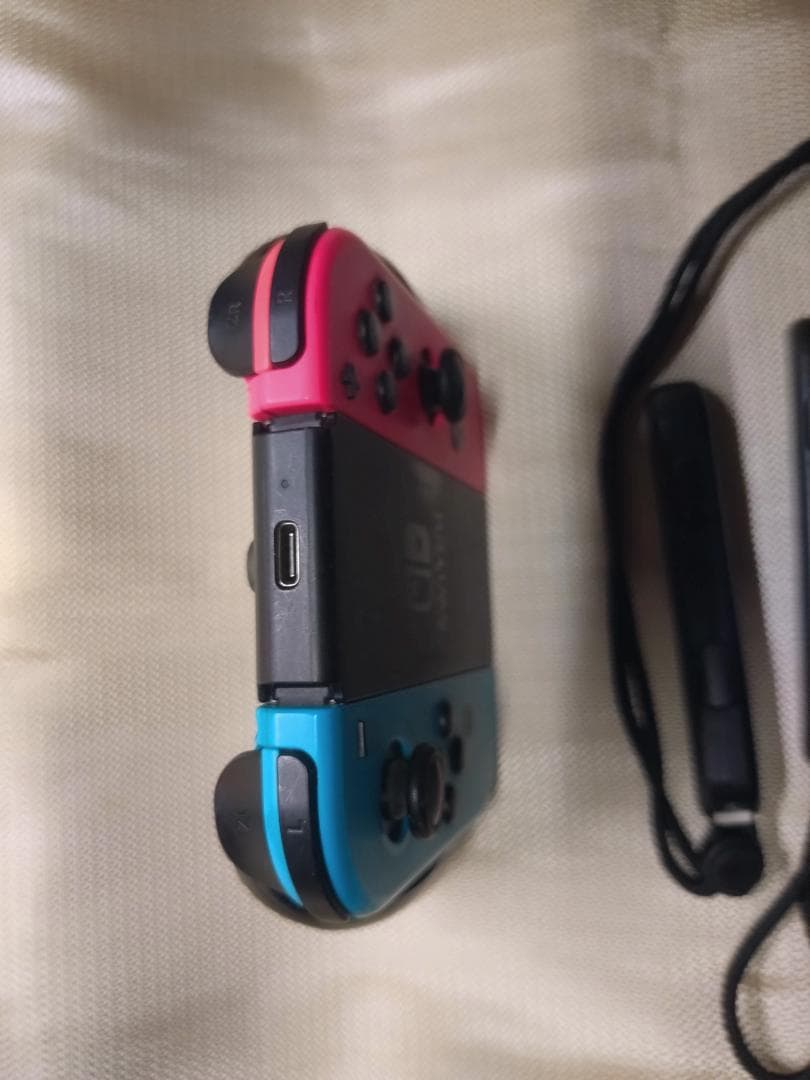 Nintendo Switch + リトルナイトメア2 [ Used ]