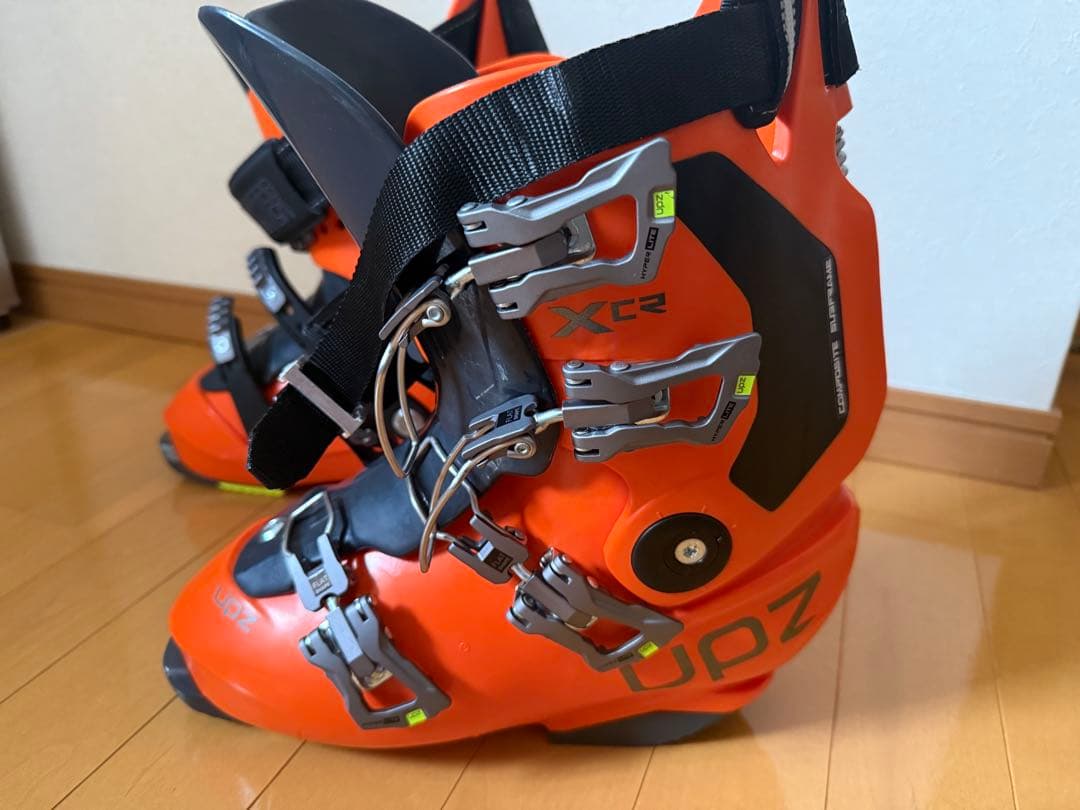 売れるまで毎日値引き23-24モデルUPZ XCR スノーボードブーツ 27.5