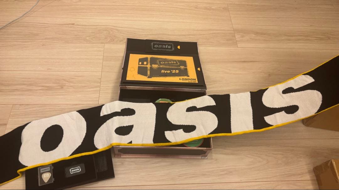 未開封】Oasis London Wembly 8月2日 VIP BOX