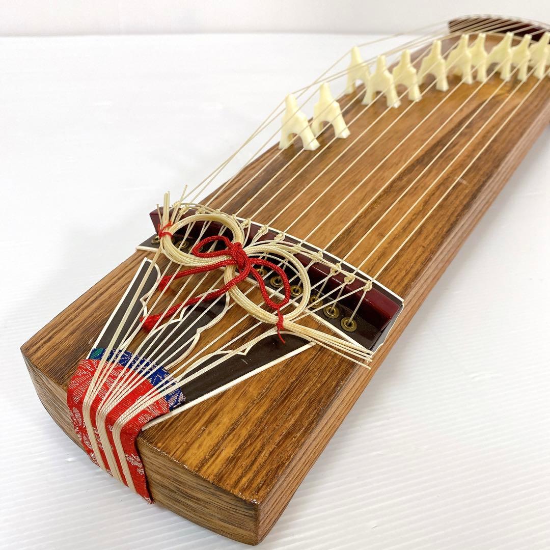 A157 短箏 短琴 ミニ琴 二尺琴 13弦 和楽器 弦楽器 琴柱