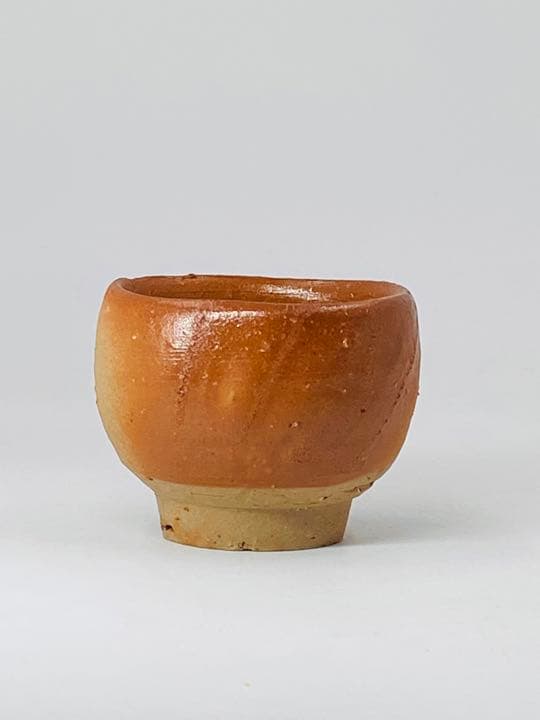 人間国宝【伊勢崎淳】備前　酒呑　ぐい呑み　桐共箱　栞　酒器　盃　美品