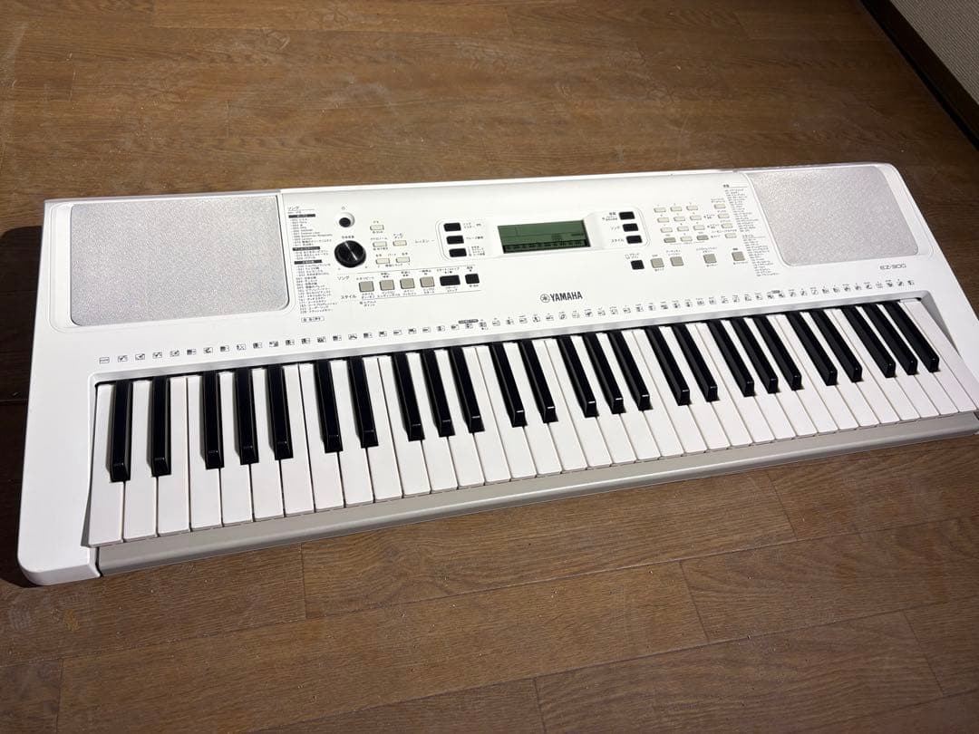 YAMAHA ヤマハ 61鍵キーボード EZ-300 ホワイト 2021年 - メルカリ