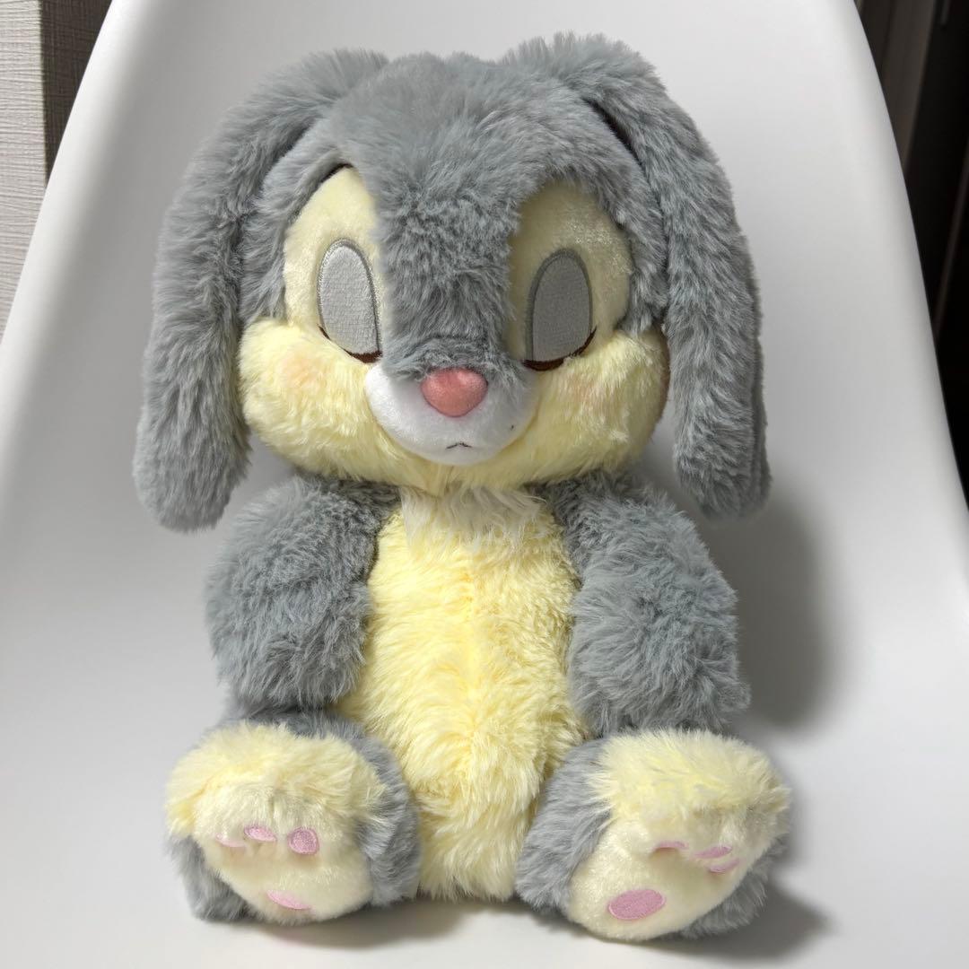 ディズニー　ディズニーストア　とんすけ　ぬいぐるみ・キーチェーン　うとうと