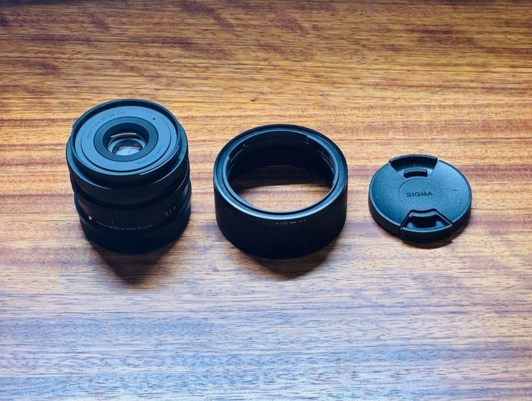 SIGMA 45mm F2.8 DG DN レンズ シグマ、フルサイズミラーレス用単焦点レンズ「45mm F2.8 DG DN