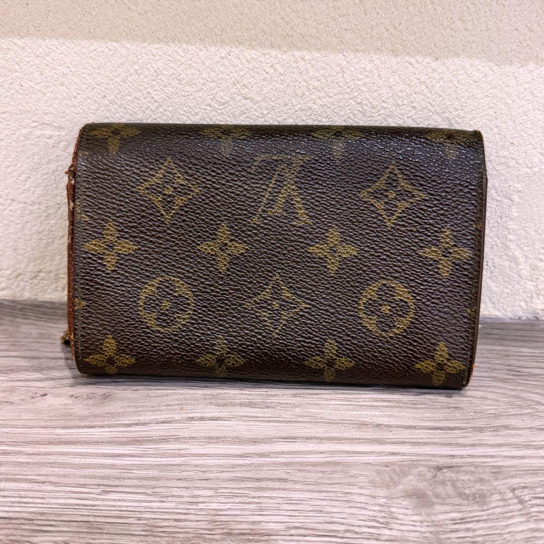 LOUIS VUITTON ルイヴィトン☆モノグラム トレゾール 二つ折り財布