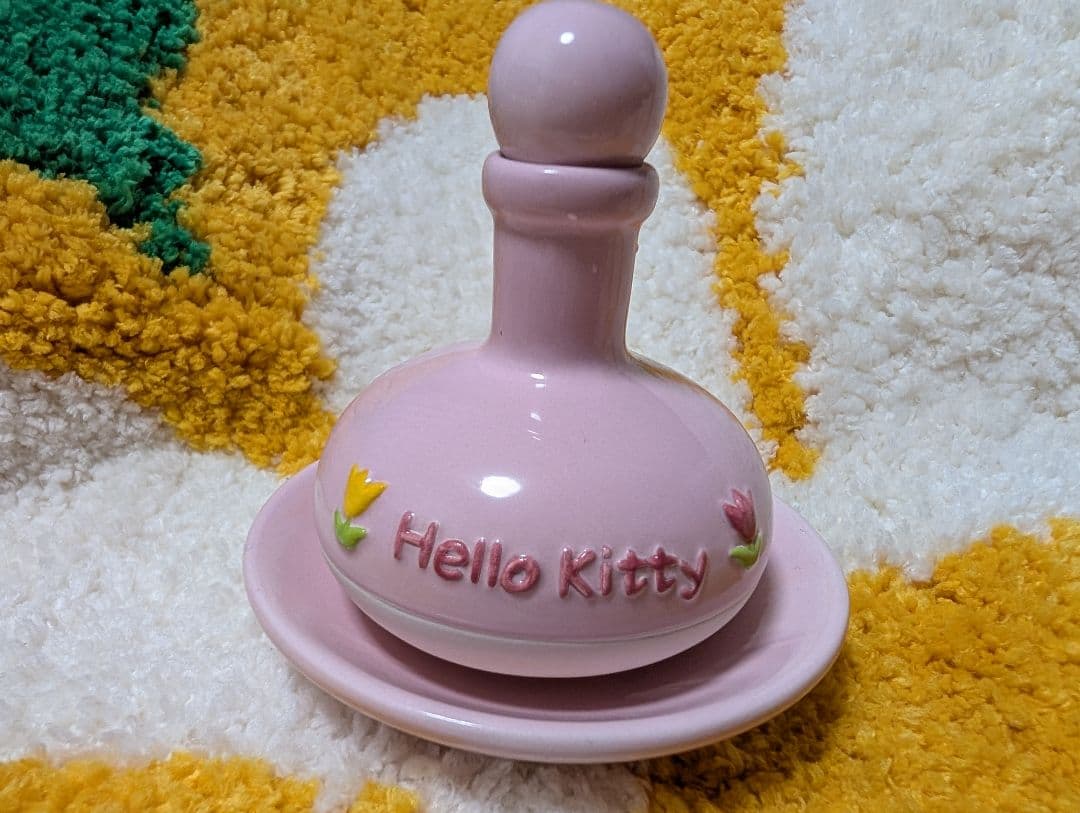【激レア商品】ハローキティ アロマポット