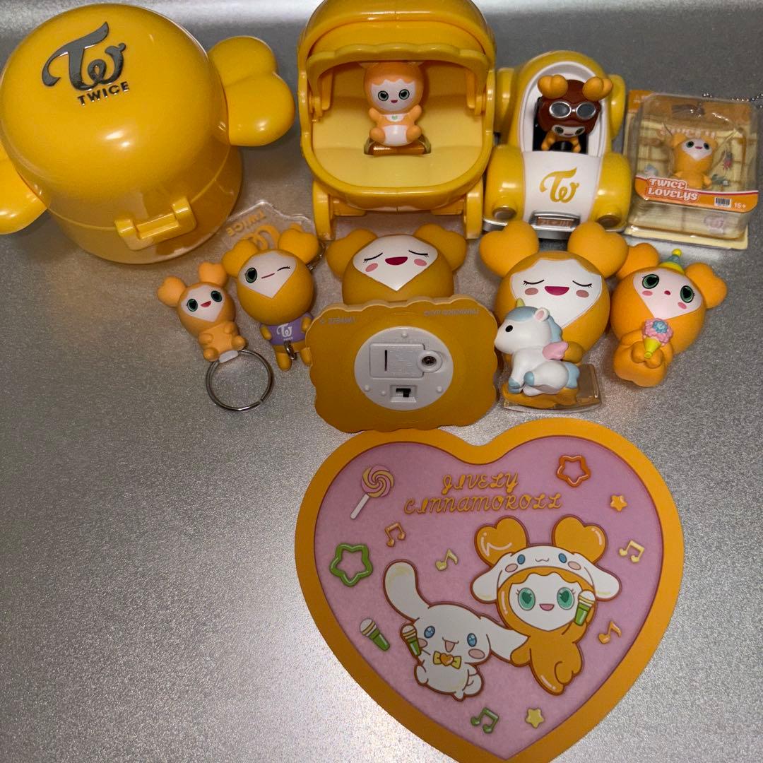 TWICE グッズ　まとめ売り