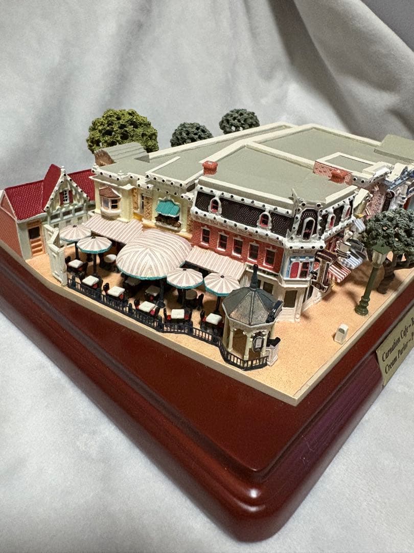 ひ*り様 オルショウスキー USA カーネーションカフェ ミニチュア