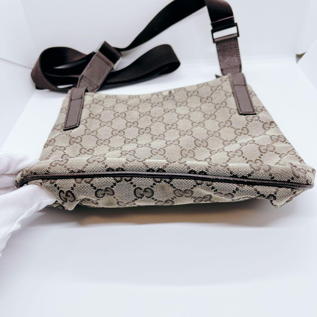 GUCCI GG柄キャンバス ショルダーバッグ ベージュ 122793