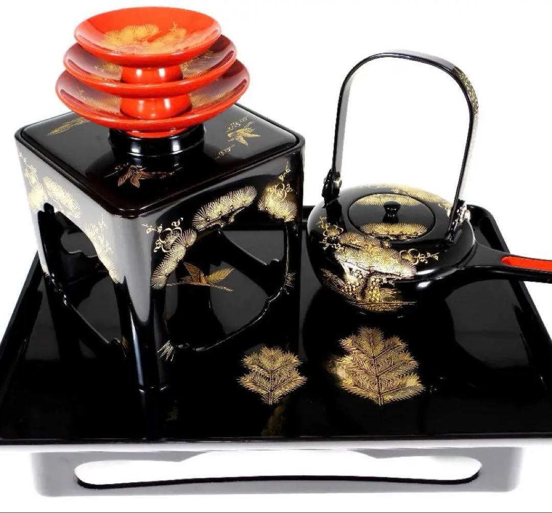 【専用】輪島塗　屠蘇器　本漆　沈金　松鶴亀紋 盃　銚子　盆　木製 ２点セット