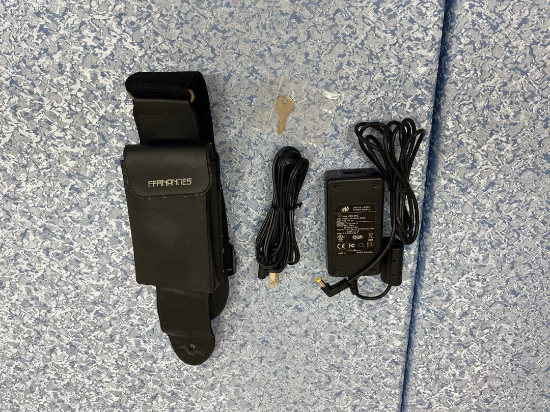 フェルナンデス Zo-3 Ultima 電源アダプター