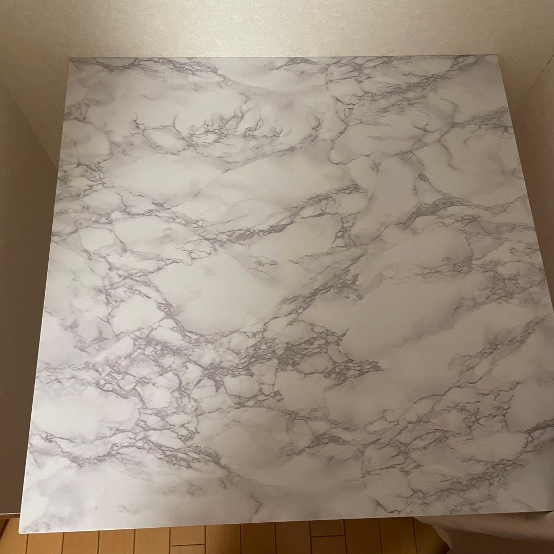 最終値下　カフェテーブル マーブルホワイト 角型 組立式　大理石風