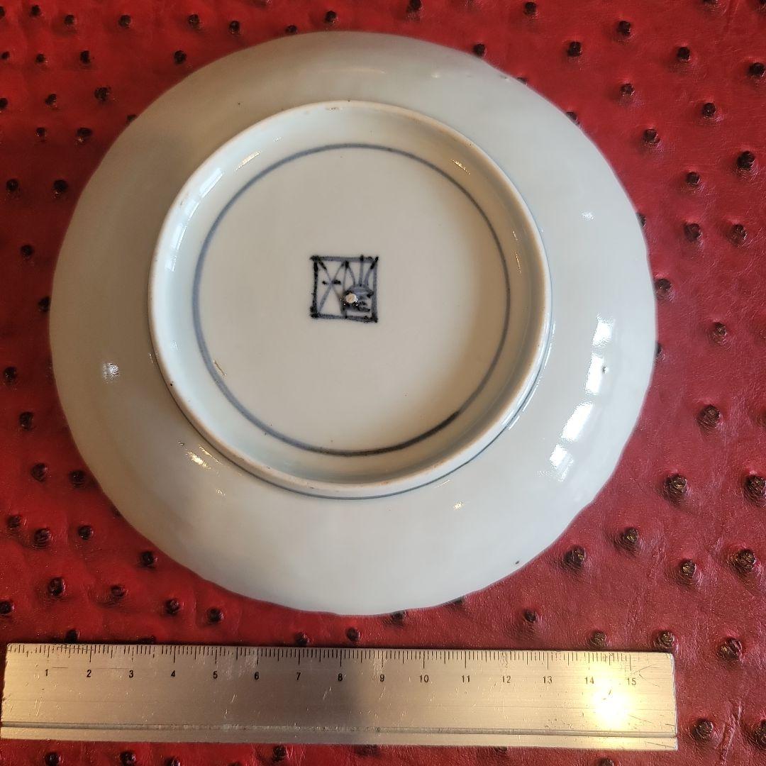 古九谷様式の牡丹紋の皿