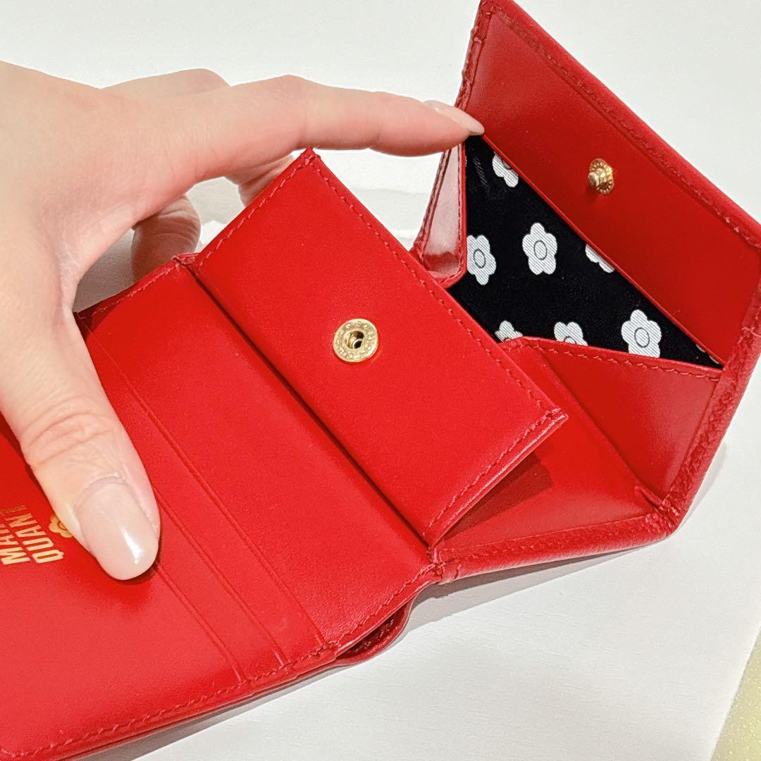 未使用】MARY QUANT 二つ折り財布 レッド 本革 マリークワント 赤