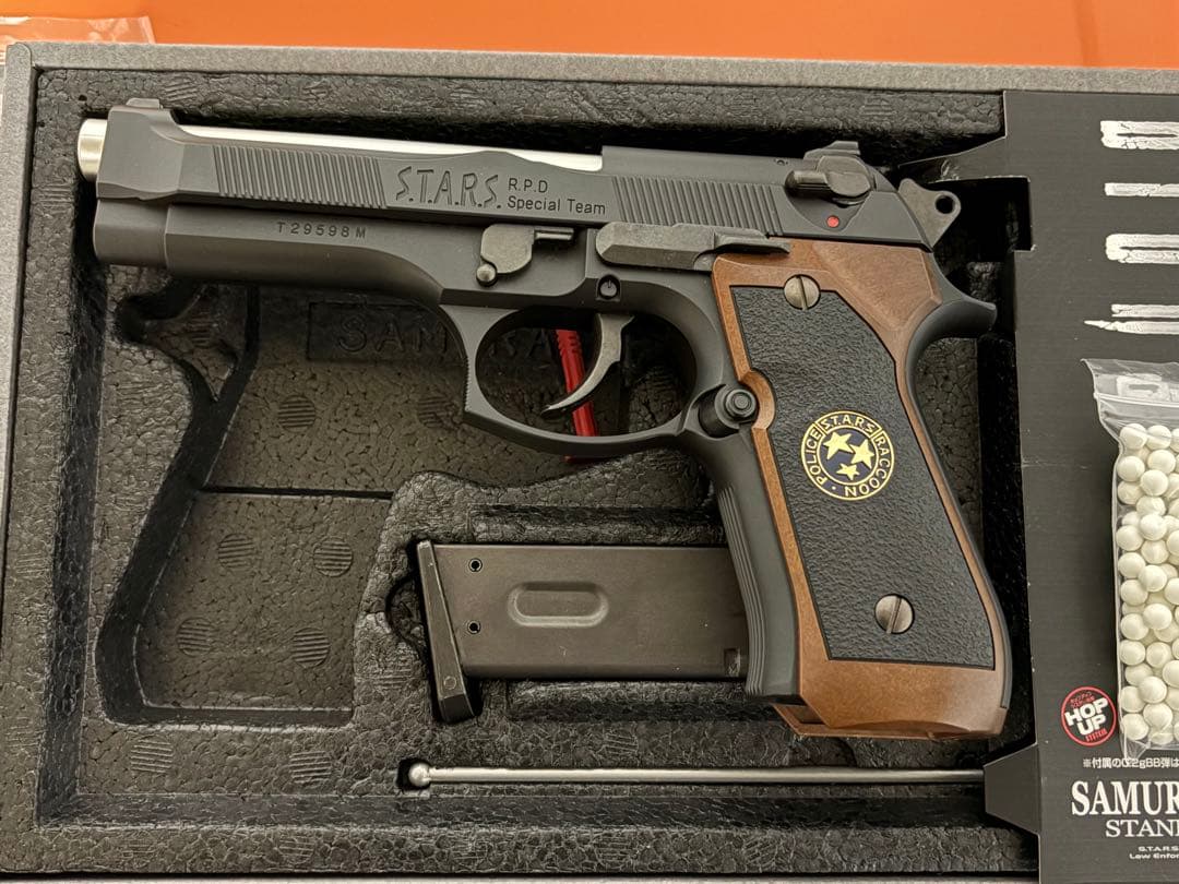 超美品　東京マルイ　サムライエッジ　スタンダード　バイオハザード　エアガン