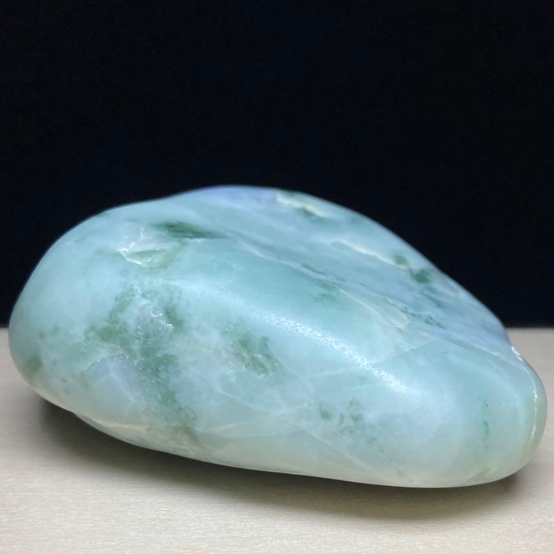 【専用品】糸魚川翡翠　氷質 翡翠　ラベンダー入り　原石　174.8ｇ