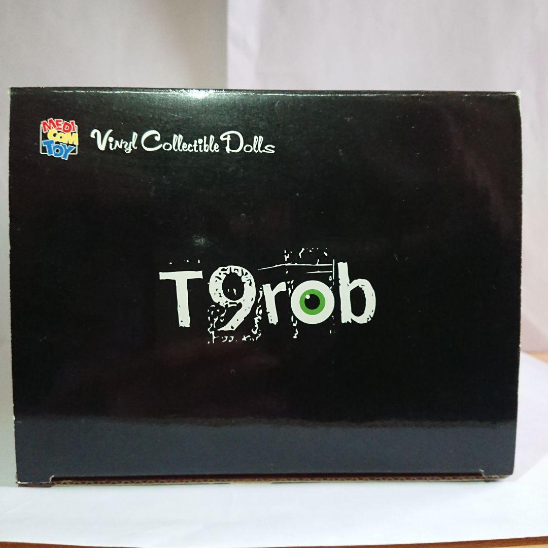 ヴァイナルコレクティブルドールズNo.98 evirob 2007 T9rob