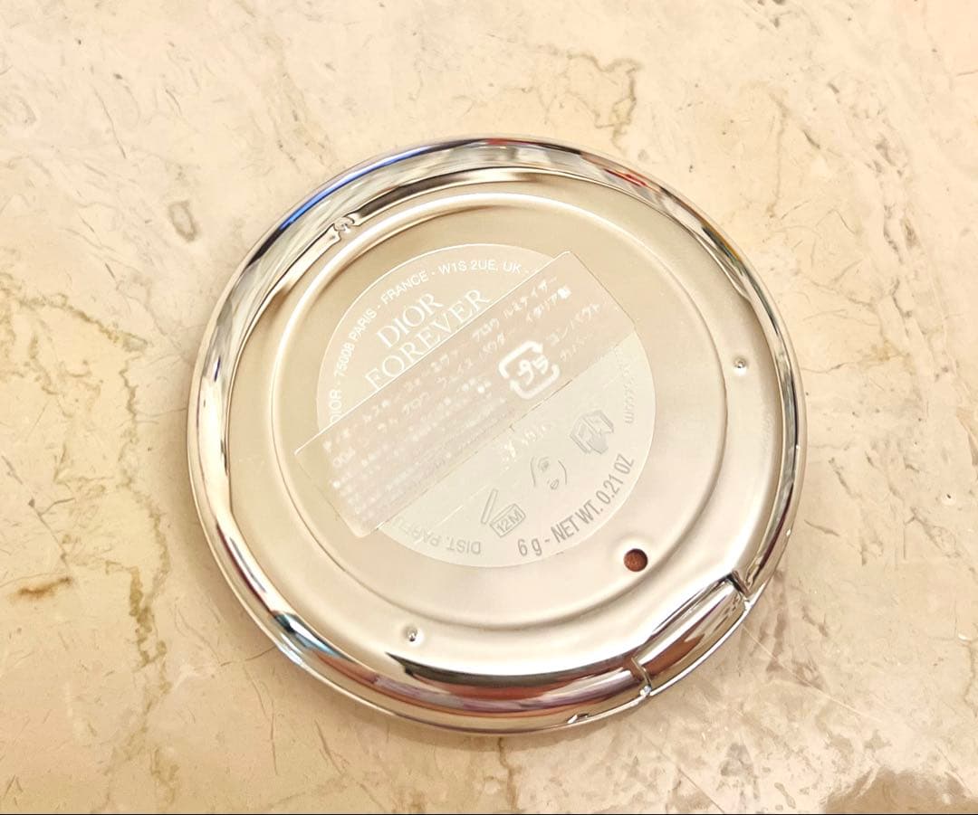 <新品・未使用> ディオールスキン フォーエヴァー グロウ ルミナイザー