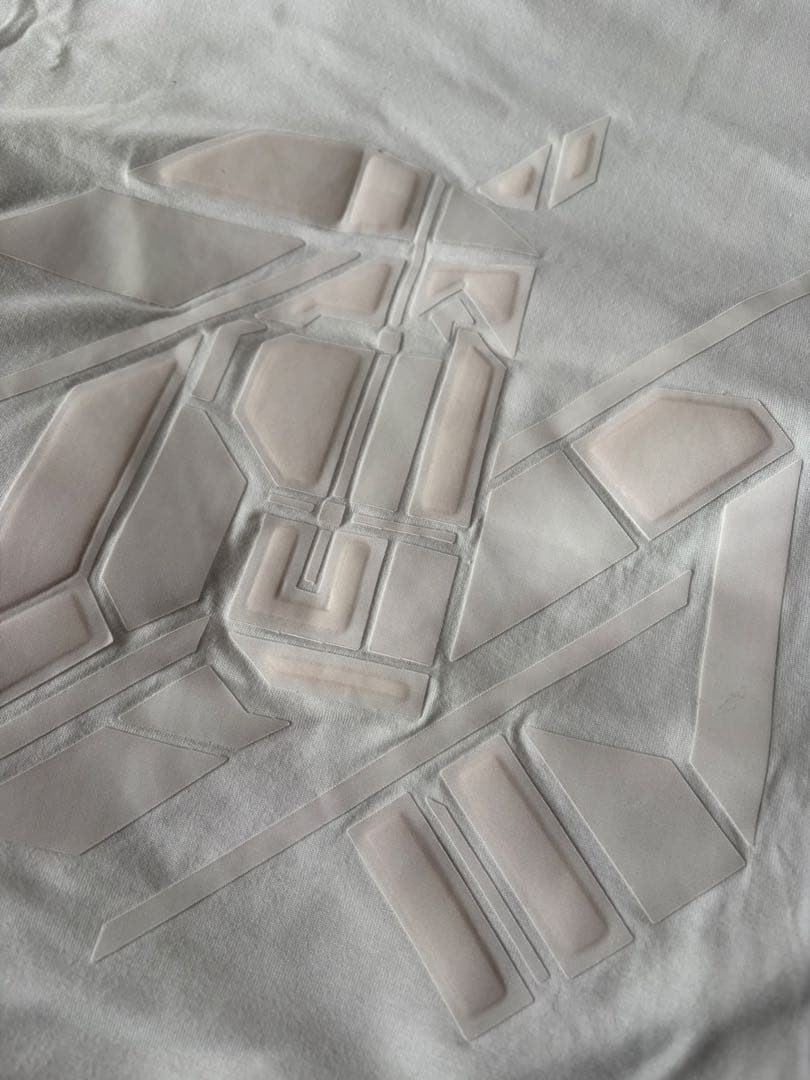 メンズ】エルメス ホワイト シュヴォーアシンメトリー3D Tシャツ