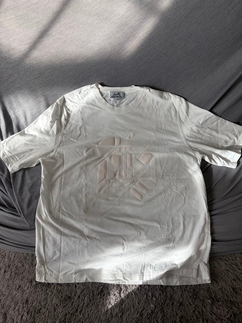メンズ】エルメス ホワイト シュヴォーアシンメトリー3D Tシャツ