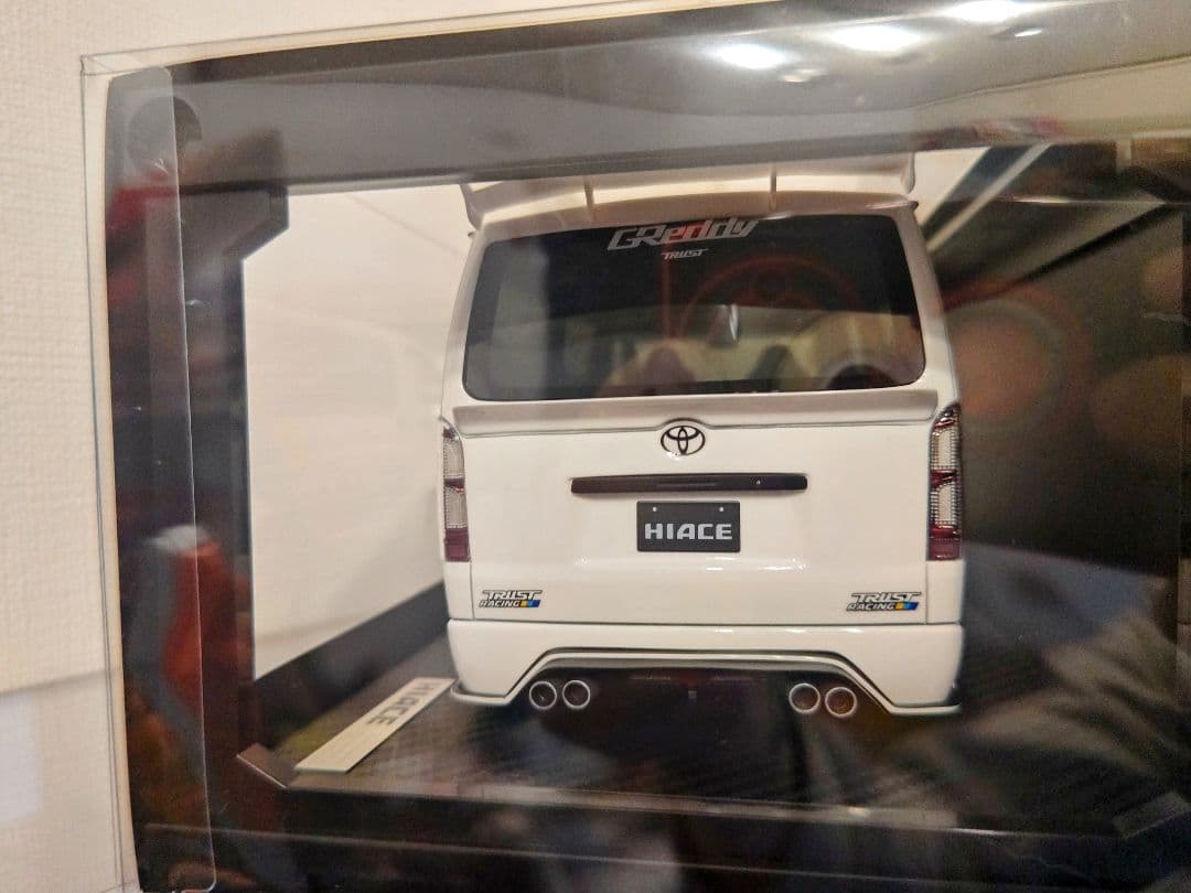 イグニッション 1/18 ハイエース GReddy HIACE 1/18