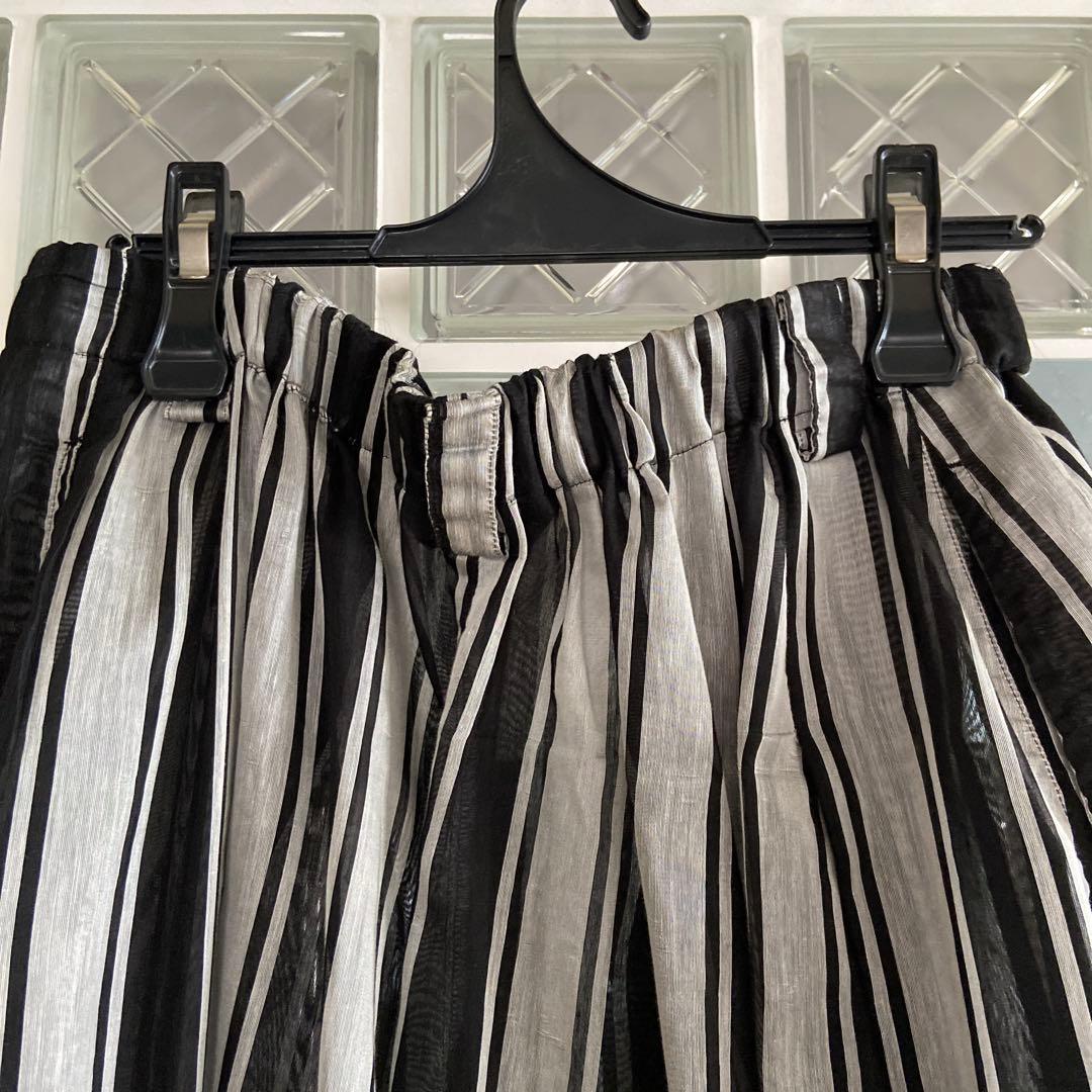 モユルストライプ ワイドパンツ 黒とグレー