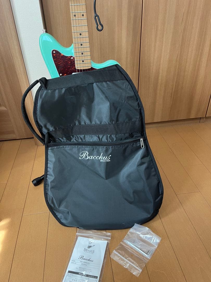 バッカス　エレキギター　Bacchus BJM-1 サーフグリーン　専用ケース付
